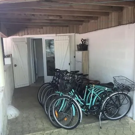 Charmante En Bois Sur Pilotis Lacanau
